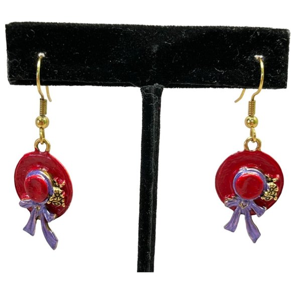 Vintage Red Fancy Hat Earrings Purple Ribbon Sun Hat Gold Tone 1 Inch Long - Picture 1 of 5